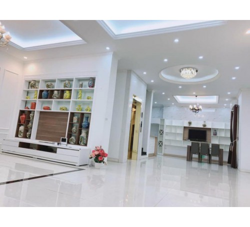 Gia Đình E cần chuyển nhượng lại căn Lâu Đài Víp ĐABACO 3,5 Tầng , Ful Nội Thất 